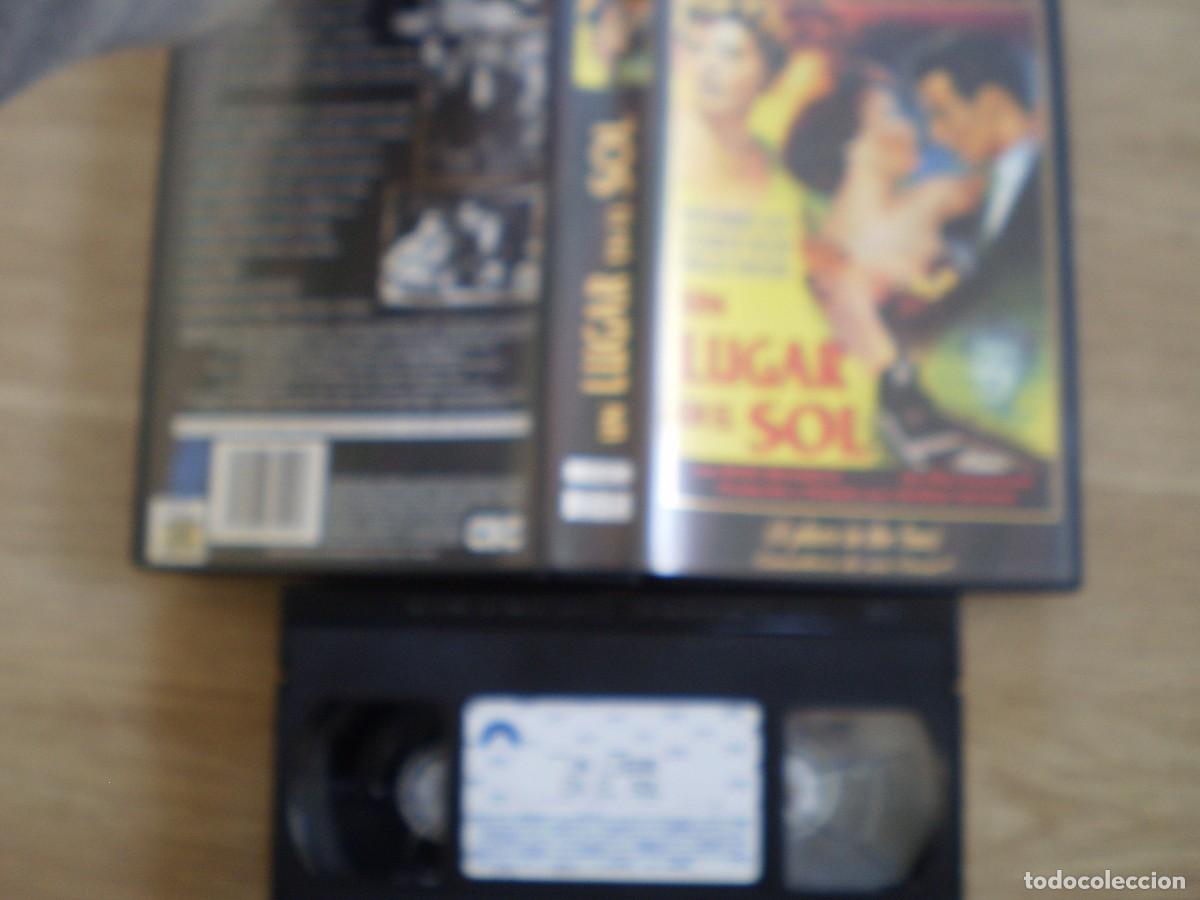 Cine: VHS. UN LUGAR EN EL SOL. - Foto 1