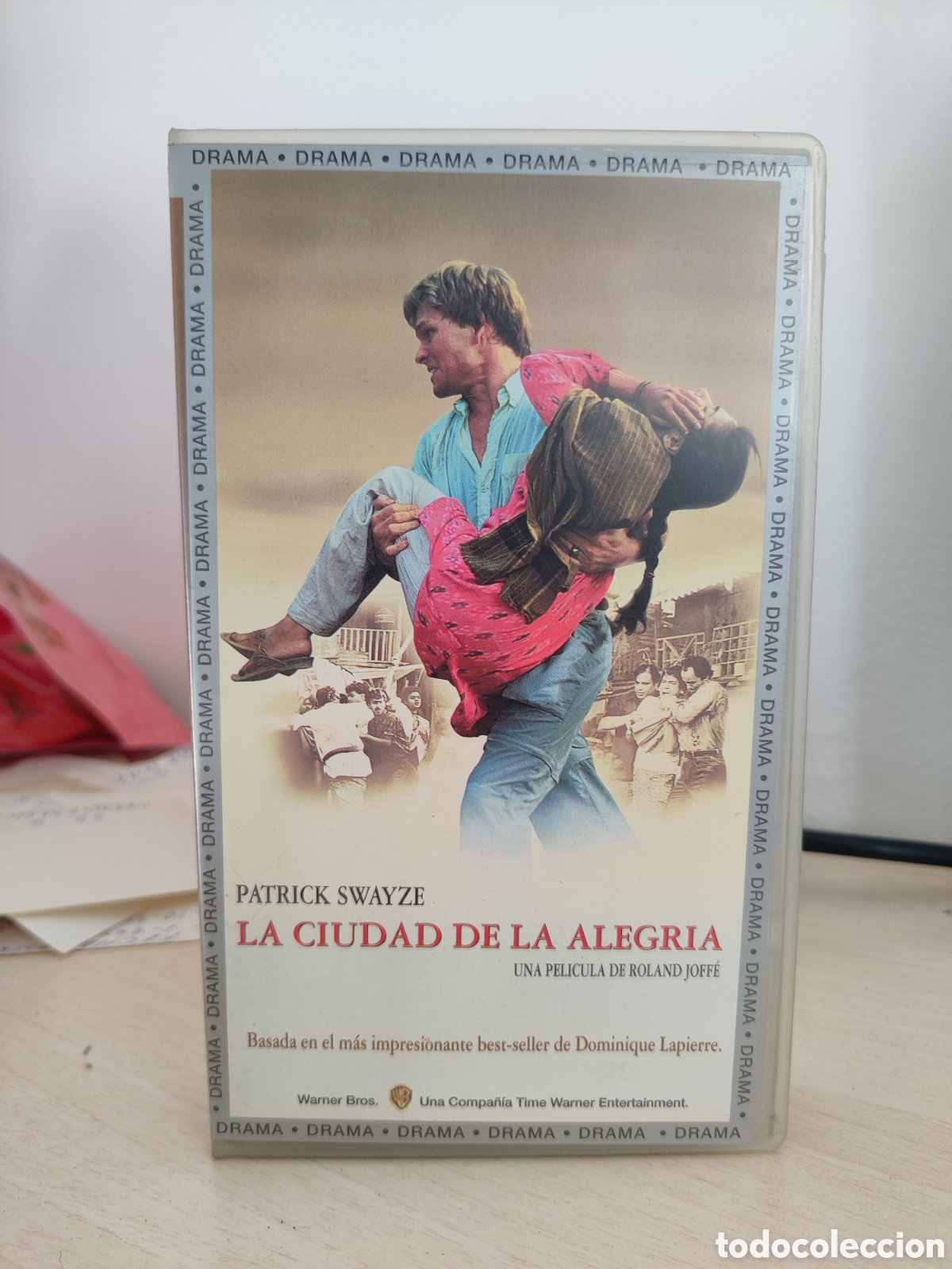 Cine: VHS LA CIUDAD DE LA ALEGRIA - Foto 1