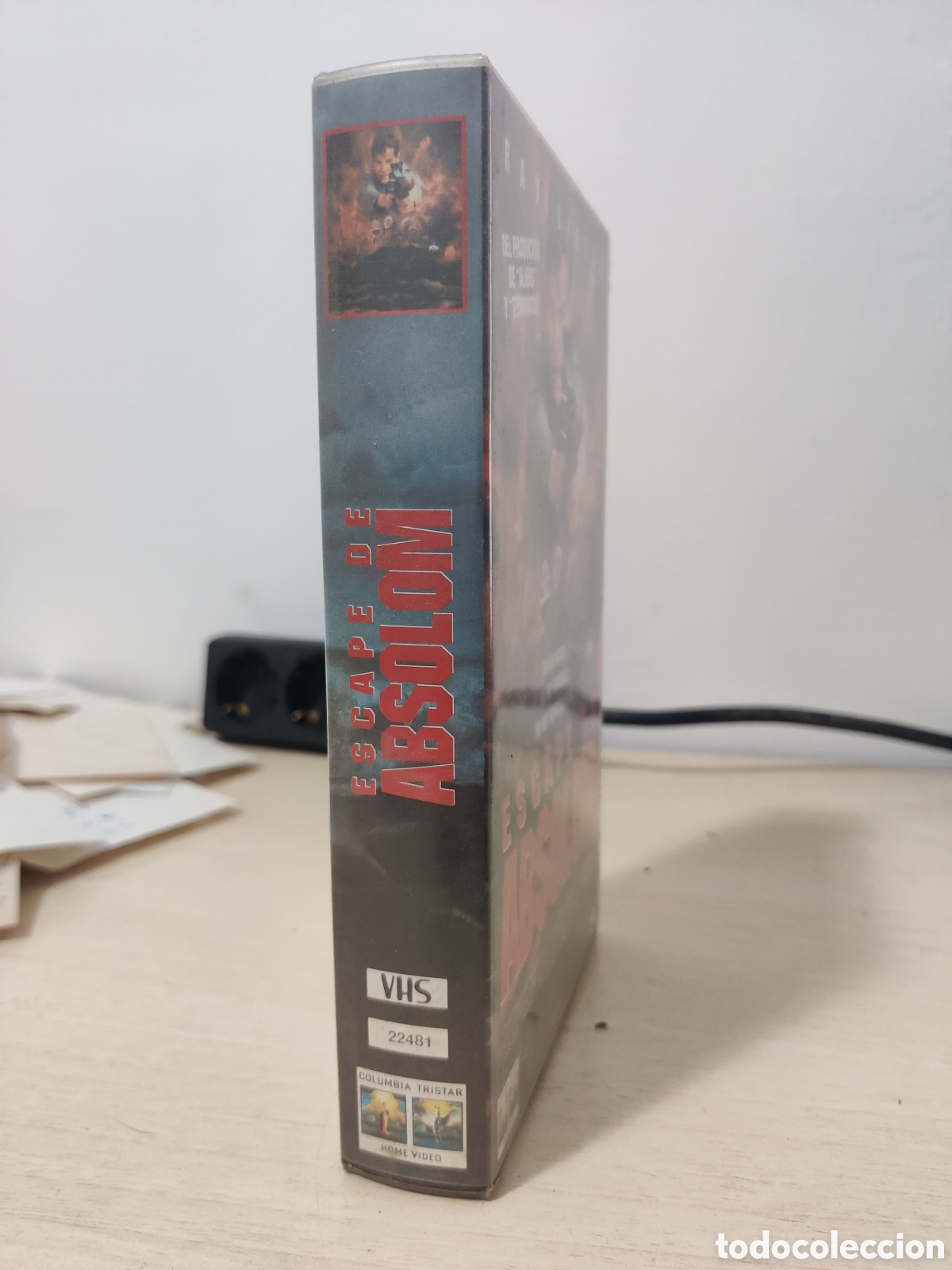 Cine: VHS ESCAPE DE ABSOLOM , RAY LIOTTA - Foto 2