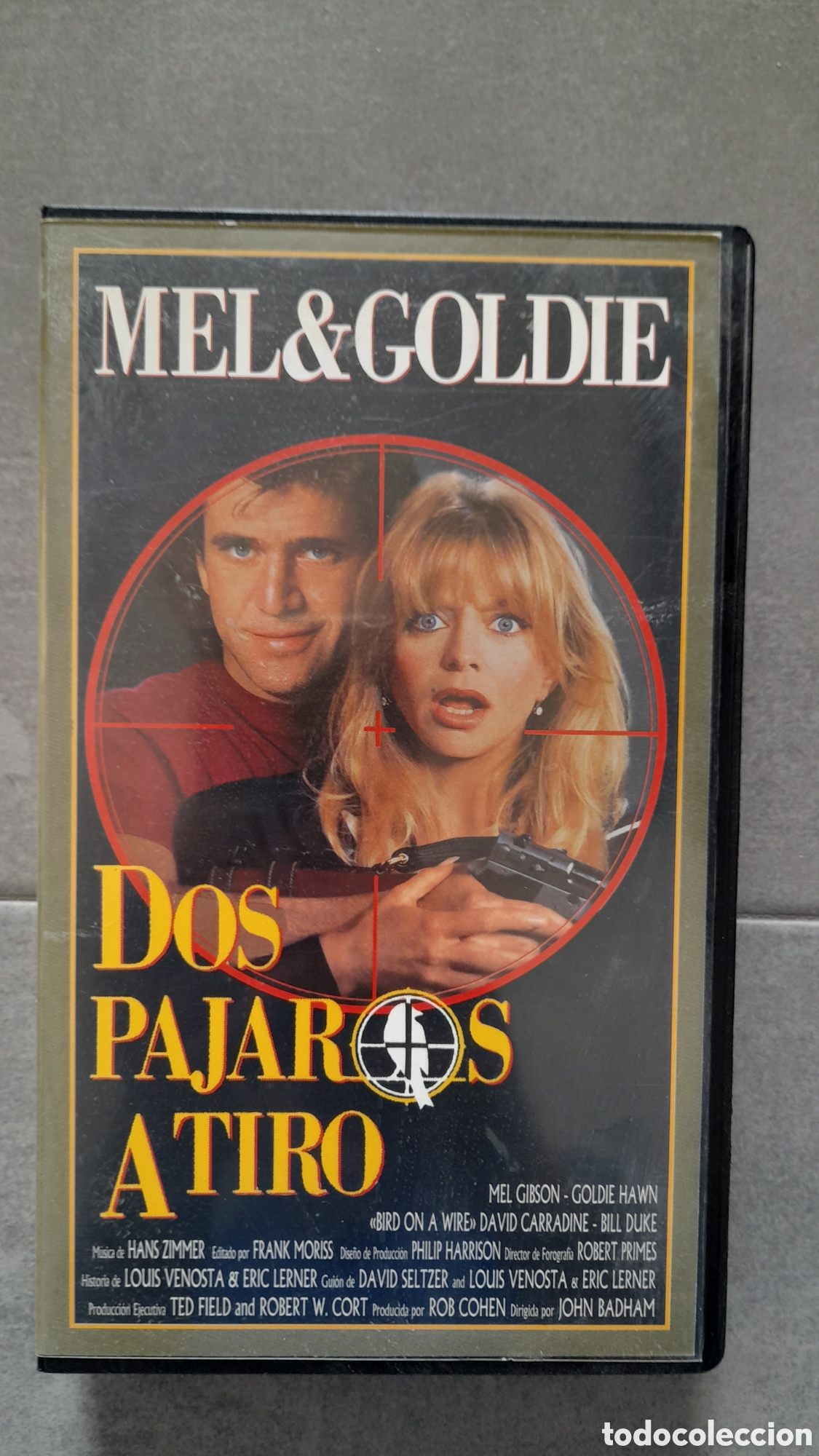Cine: DOS P&Aacute;JAROS A TIRO. BIRD ON A WIRE. 1990