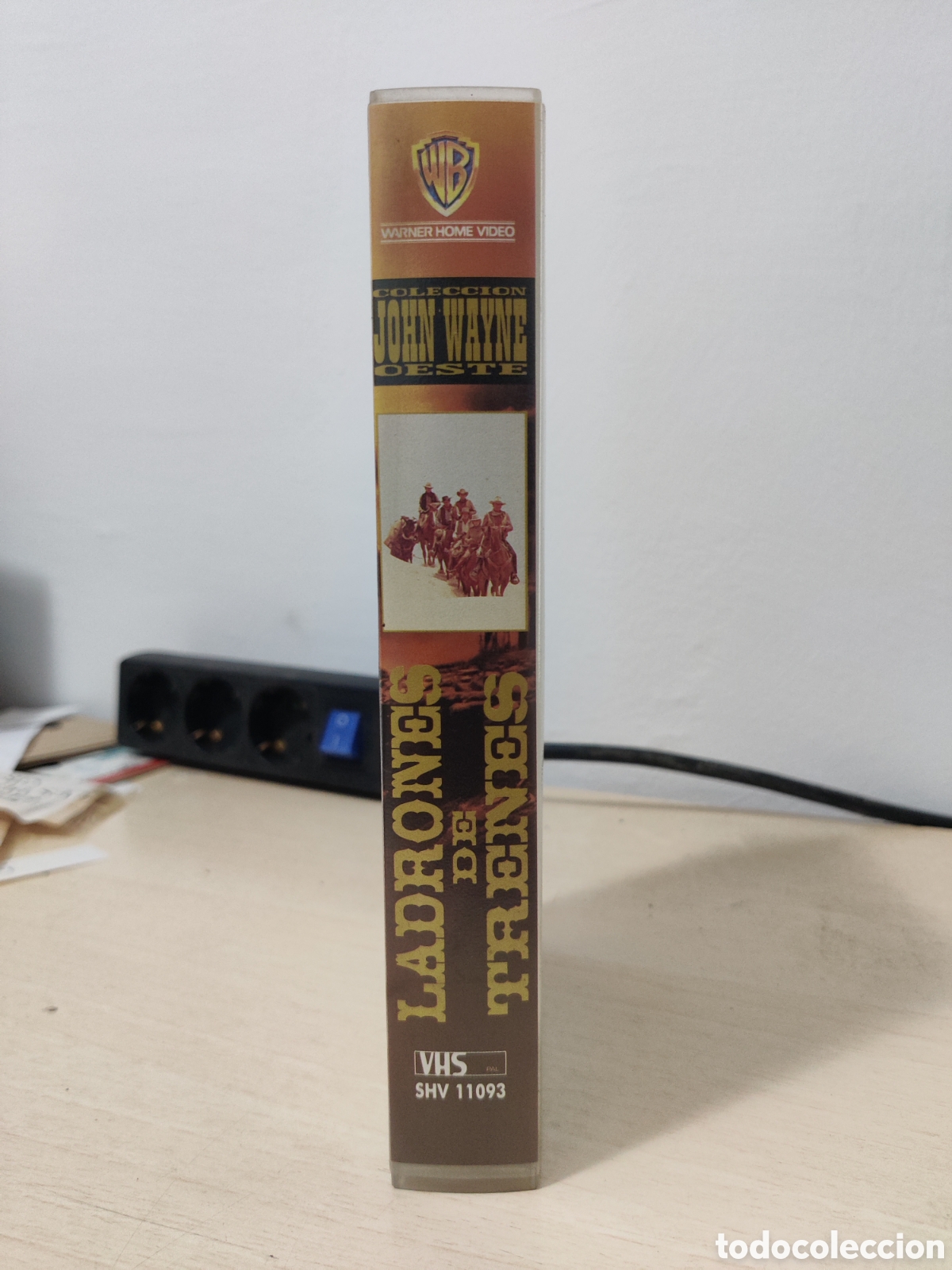 Cine: VHS OESTE , LADRONES DE TRENES , JOHN WAYNE - Foto 2