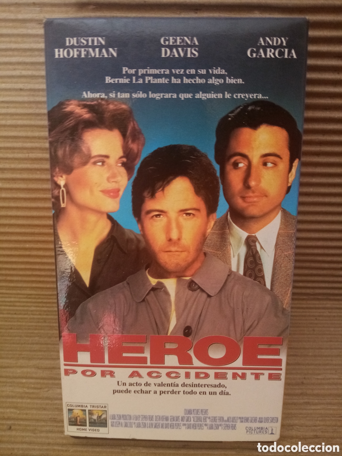 Cine: H&eacute;roe por accidente. VHS - Foto 1