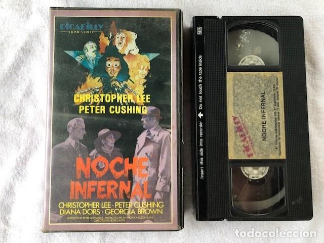Cine: NOCHE INFERNAL / CHIRSTOPHER LEE / PETER CUSHING / VHS - Foto 1
