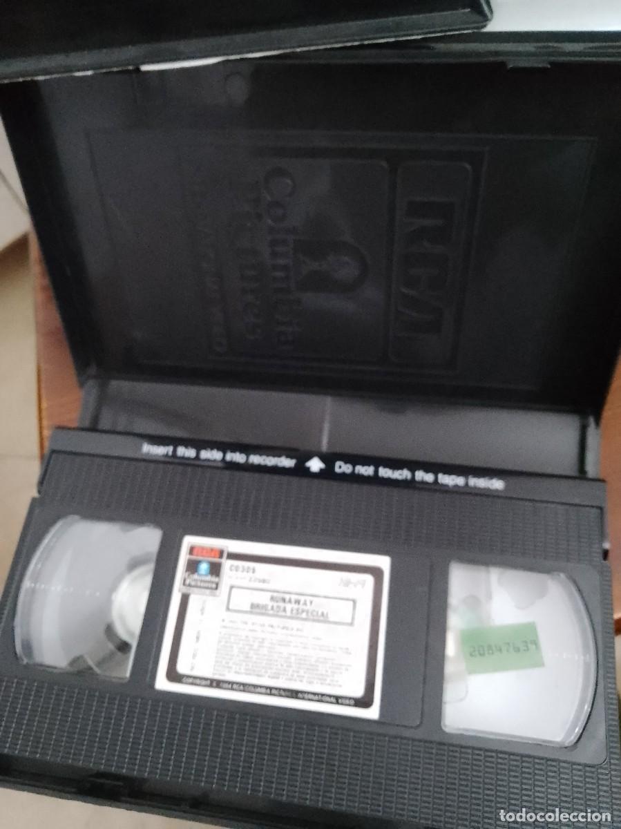 Cine: Runaway vhs - Foto 2