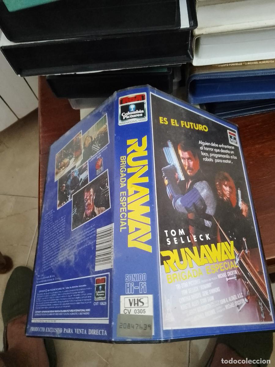 Cine: Runaway vhs - Foto 3