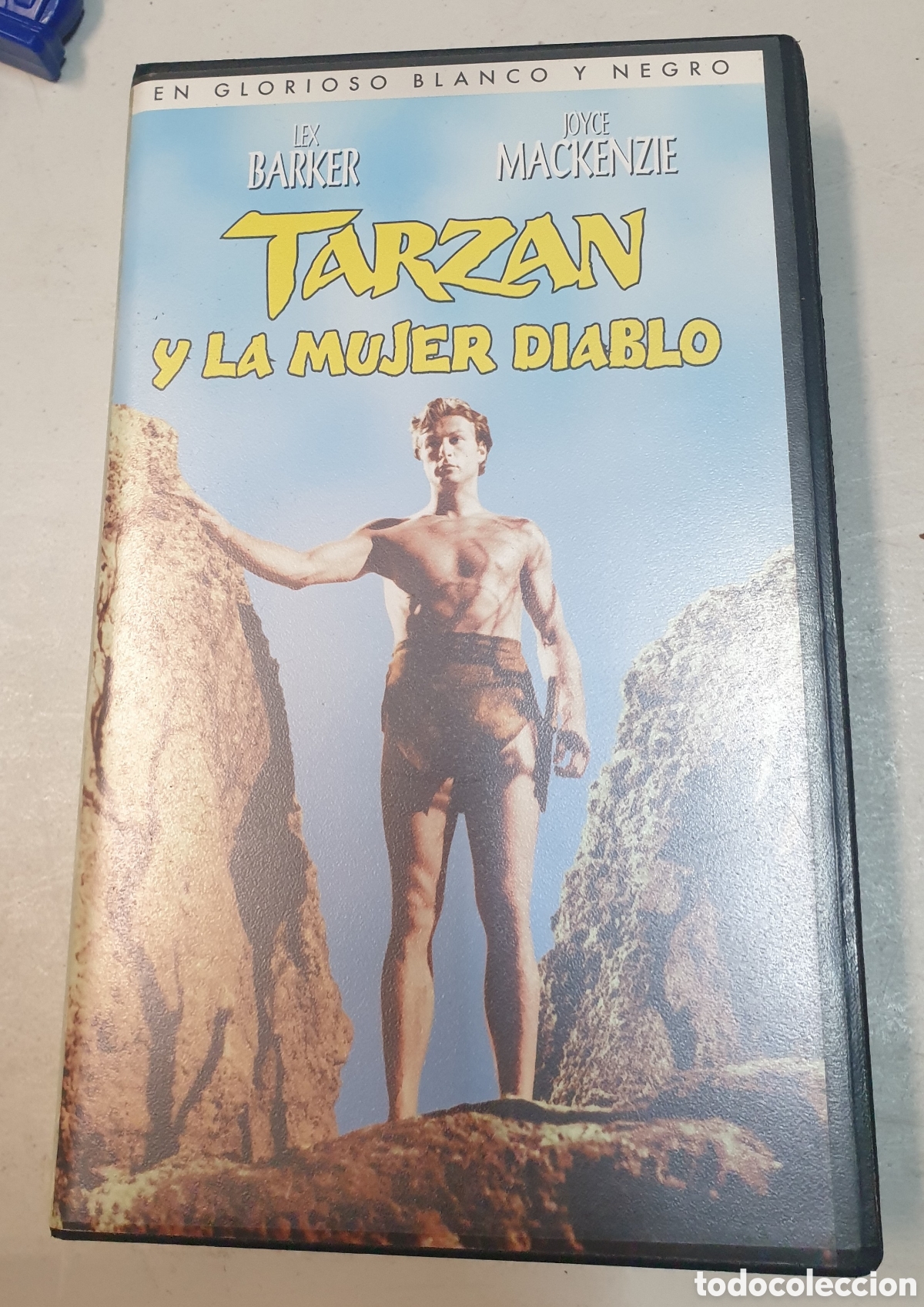 Cin&eacute;ma: Tarzan y la mujer diablo. VHS