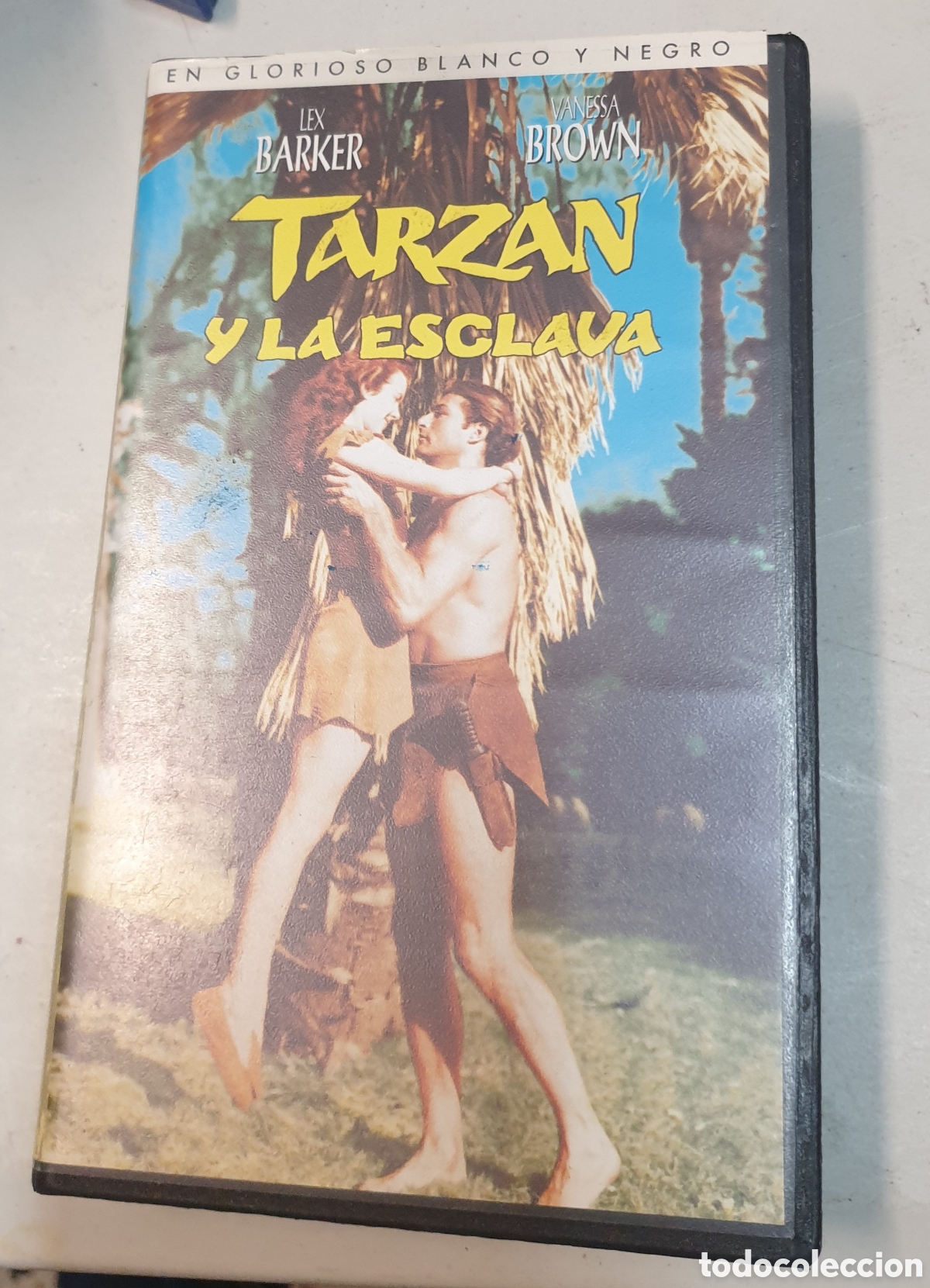 Cine: Tarzan y la esclava. VHS - Foto 1