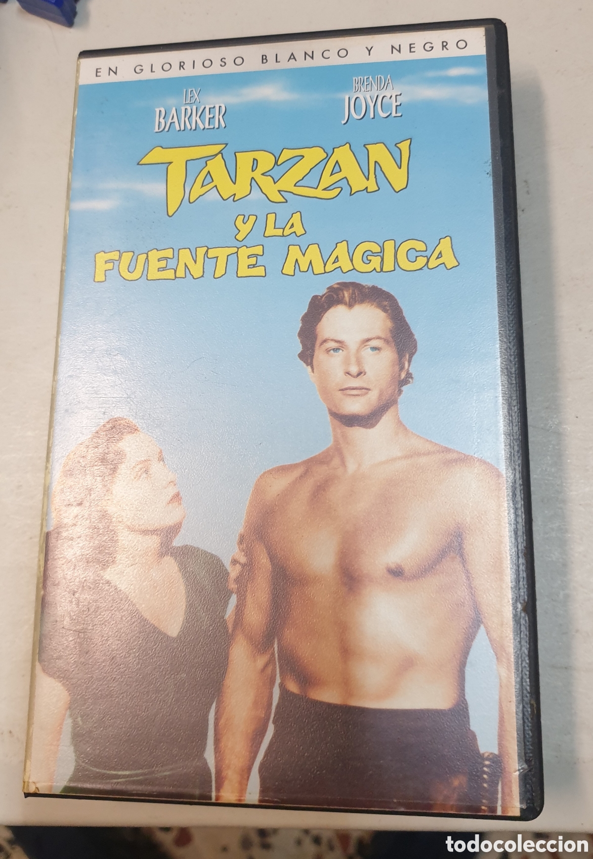 Cin&eacute;ma: Tarzan y la fuente m&aacute;gica. VHS