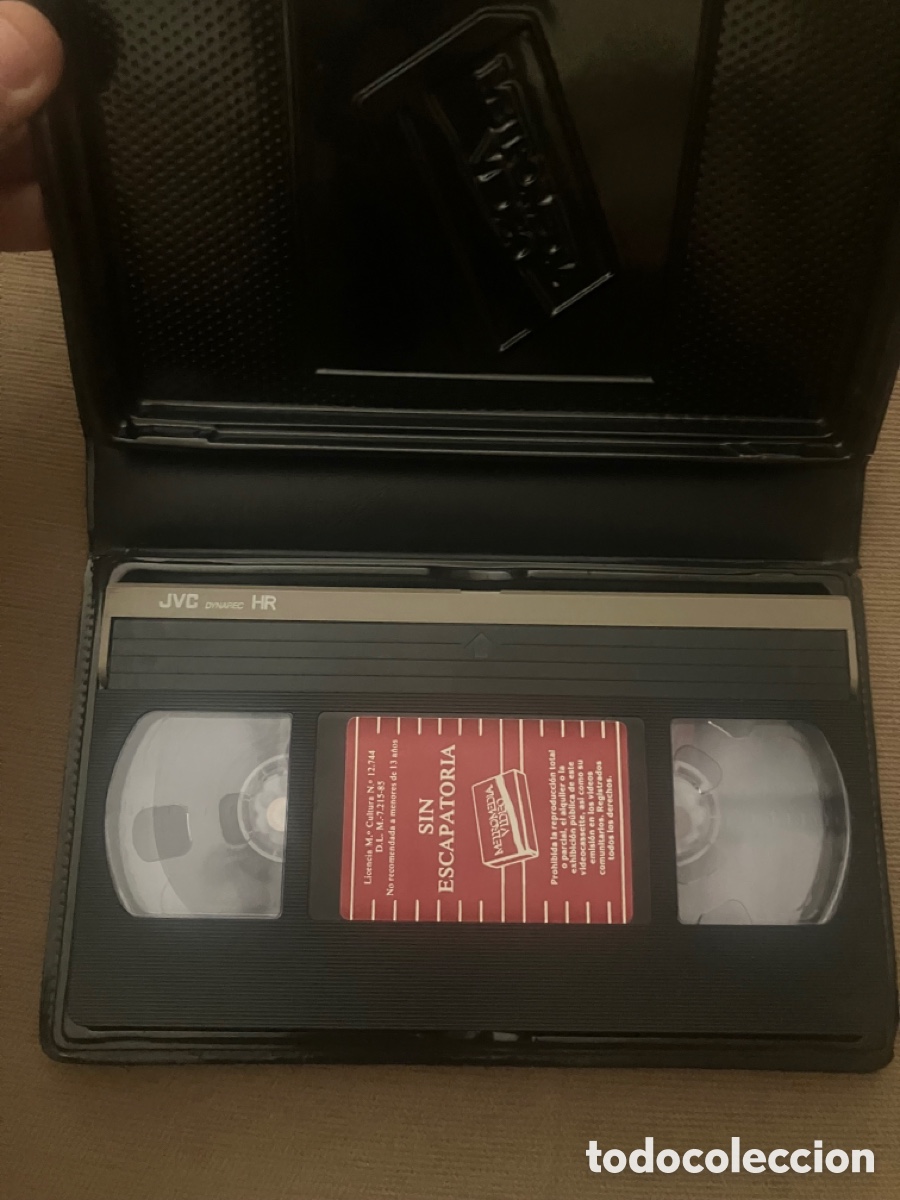 Cine: VHS SIN ESCAPATORIA - Foto 3
