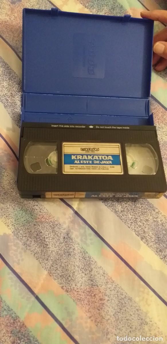 Cine: KRAKATOA AL ESTE DE JAVA MAXIMILIAN SCHELL VHS - Foto 3
