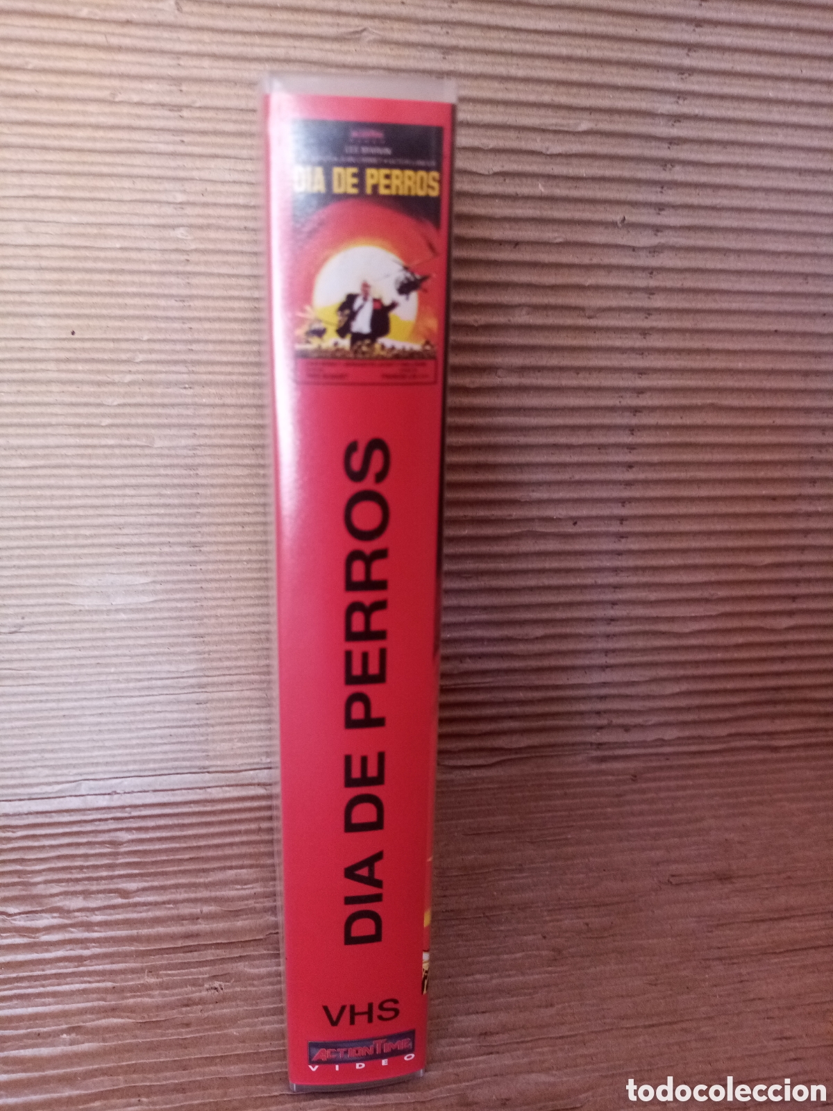 Cine: D&iacute;a de perros. VHS - Foto 2