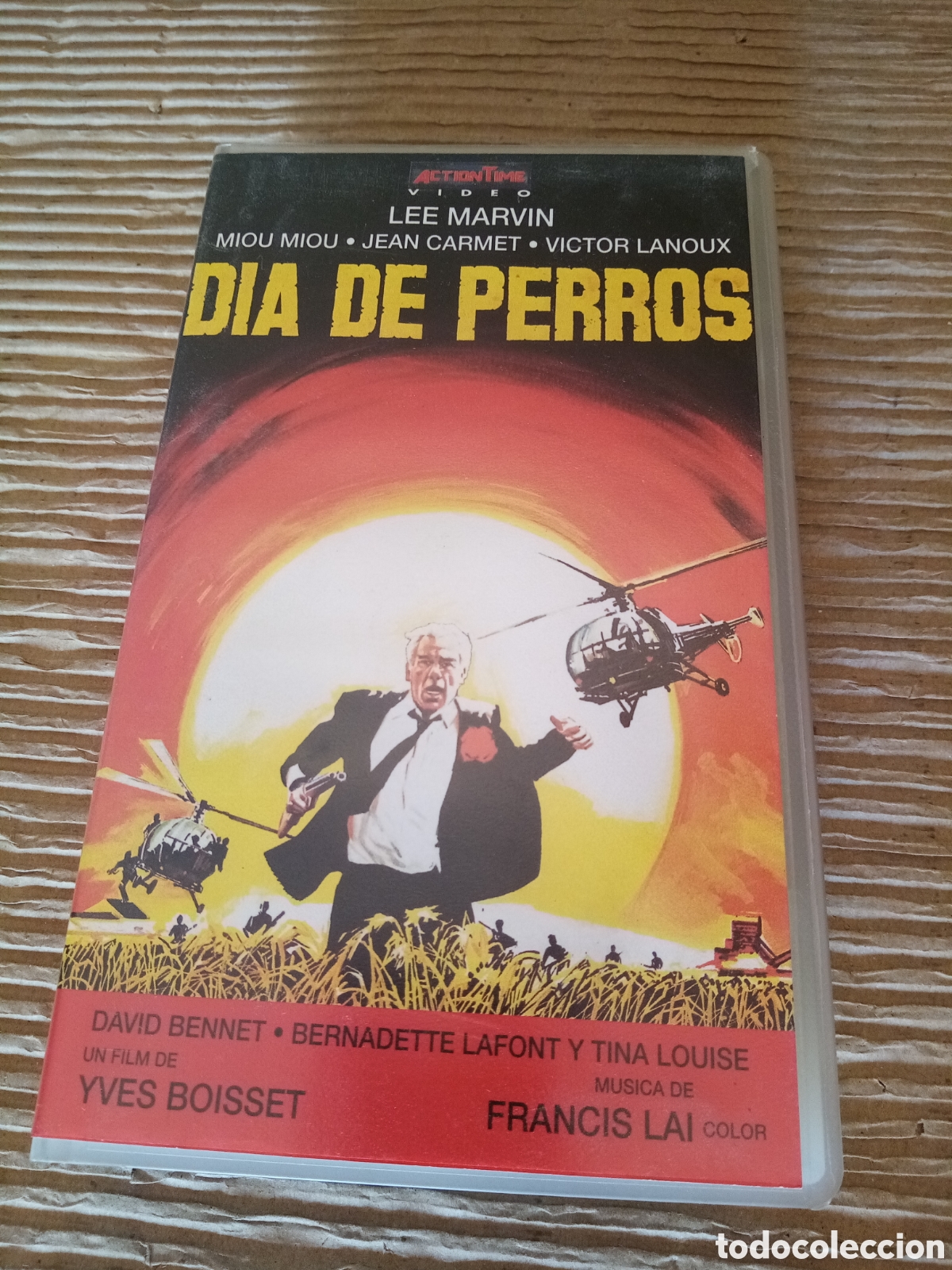 Cine: D&iacute;a de perros. VHS - Foto 1