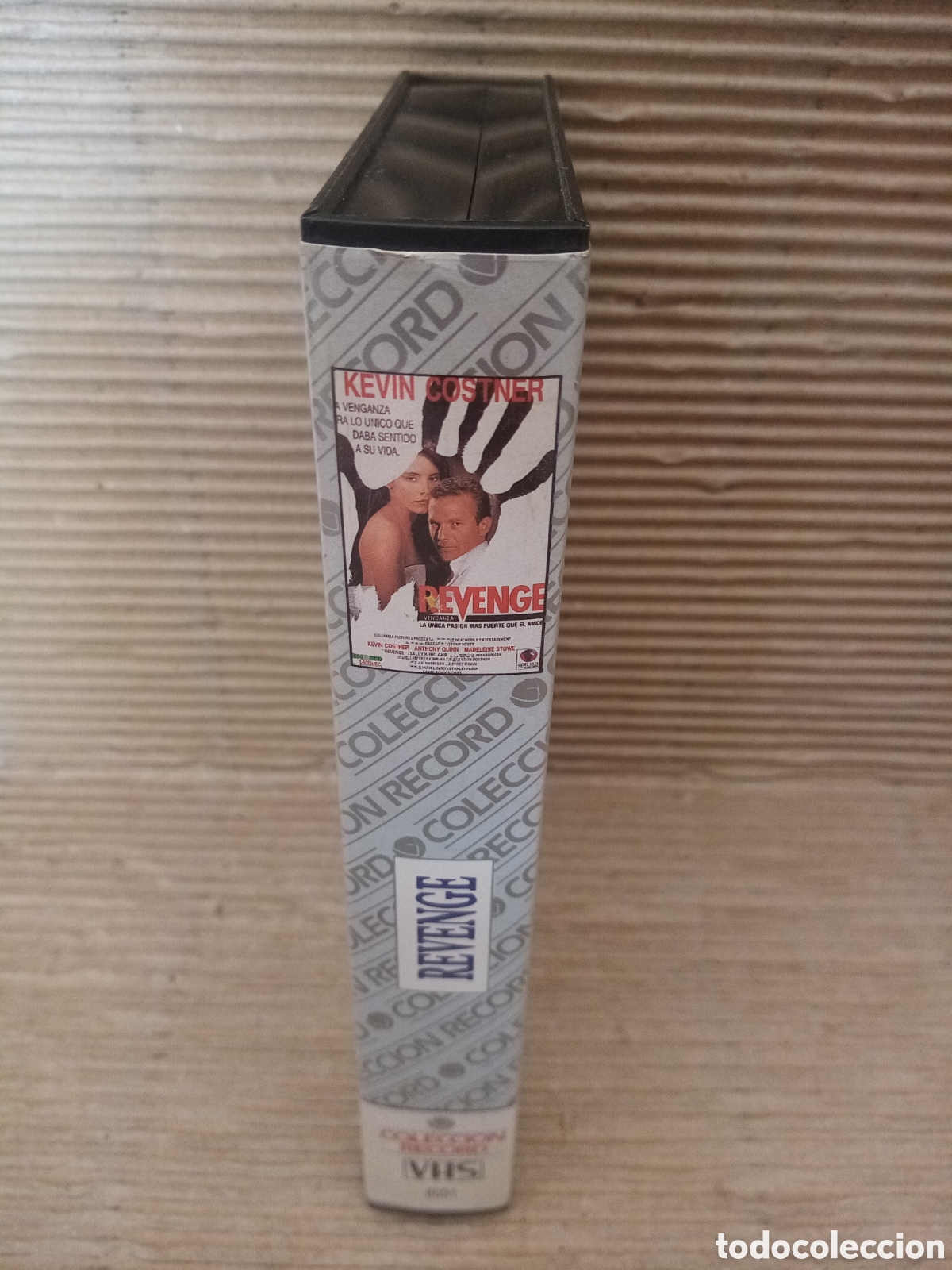 Cine: Revenge. VHS - Foto 2
