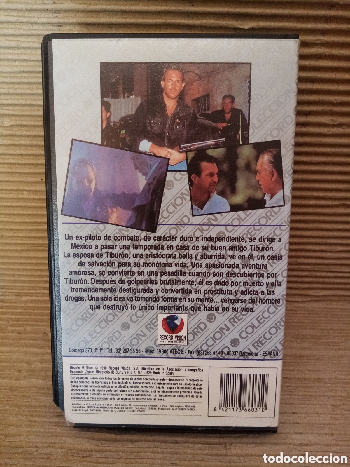 Cine: Revenge. VHS - Foto 3
