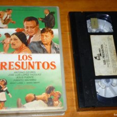 Cine: LOS PRESUNTOS - ANTONIO OZORES, JOSE LUIS LOPEZ VAZQUEZ, JESUS PUENTE, JUANITO NAVARRO - VHS
