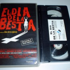 Cine: PELICULA VHS EL DIA DE LA BESTIA: ALEX DE LA IGLESIA, SANTIAGO SEGURA, ALEX ANGULO