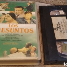 Cine: LOS PRESUNTOS (1986) - MARIANO OZORES JOSÉ LUÍS LÓPEZ VÁZQUEZ JESÚS PUENTE ANTONIO OZORES VHS RARA