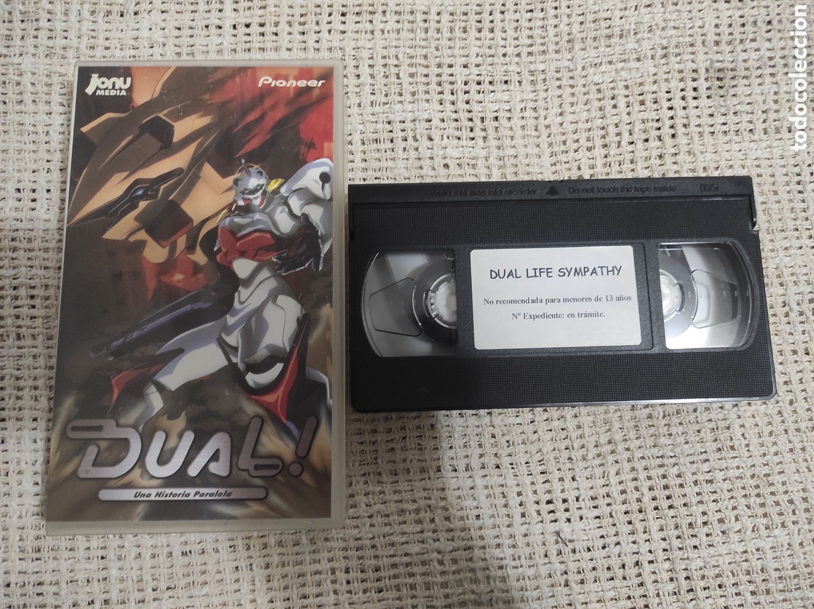 Cinema: VHS - DUAL UNA HISTORIA PARALELA - MANGA - ANIME