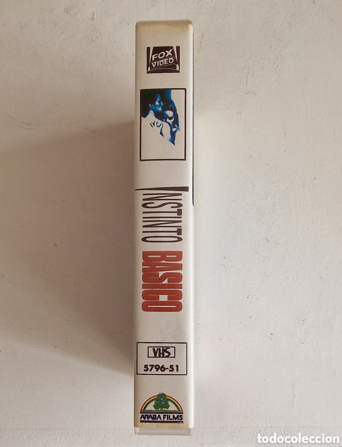 Cine: Pel&iacute;cula INSTINTO B&Aacute;SICO VHS - Foto 2