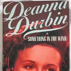 Cine: DEANNA DURBIN. SOMETHING IN THE WIND. EN INGLES. VHS