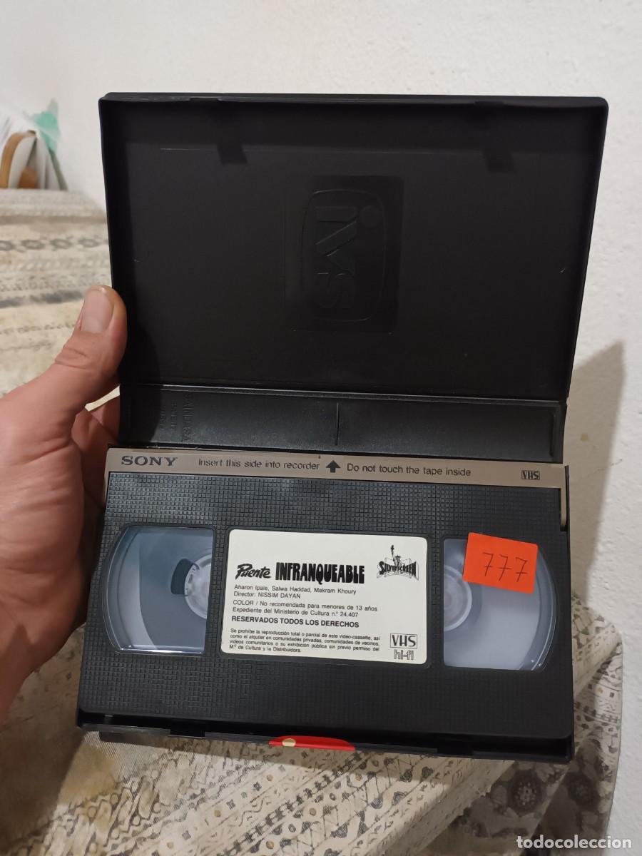 Cine: Pel&iacute;cula VHS puente infranqueable - Foto 5