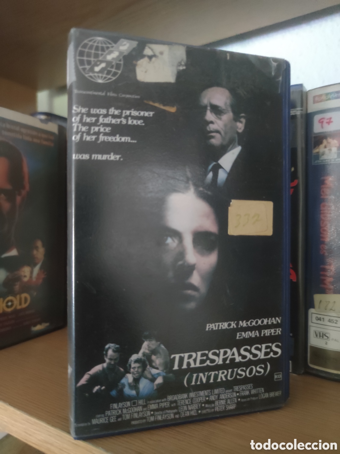 Cine: INTRUSOS (VHS) - Foto 1