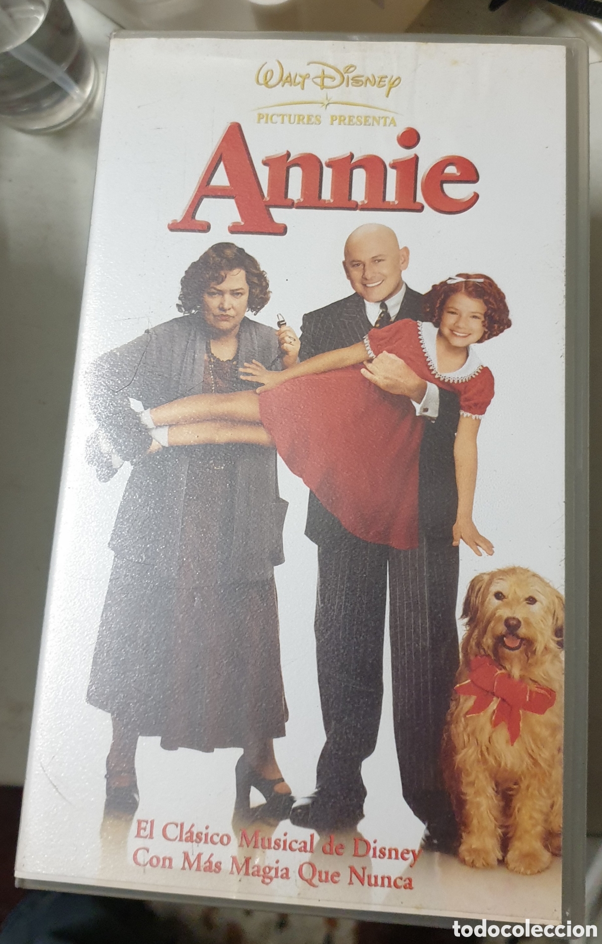 Cine: Annie. VHS - Foto 1