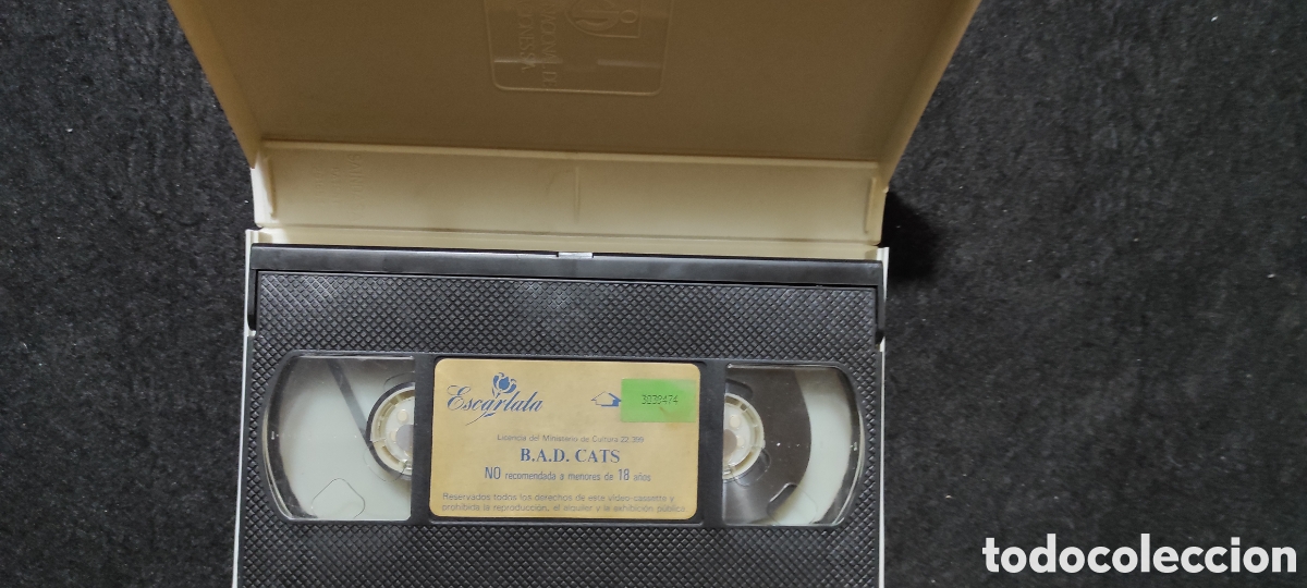 Cine: B.A.D. Cats. VHS - Foto 4