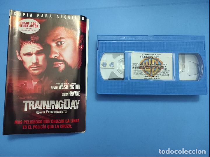 Kino: PELICULA VHS TRAININGDAY DIA DE ENTRENAMIENTO A&Ntilde;O 2002 VER DESCRIPCION