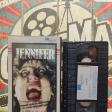 Cine: L4 VHS CP 146 JENNIFER - LISA PELIKAN, BERT CONVY, NINA FOCH