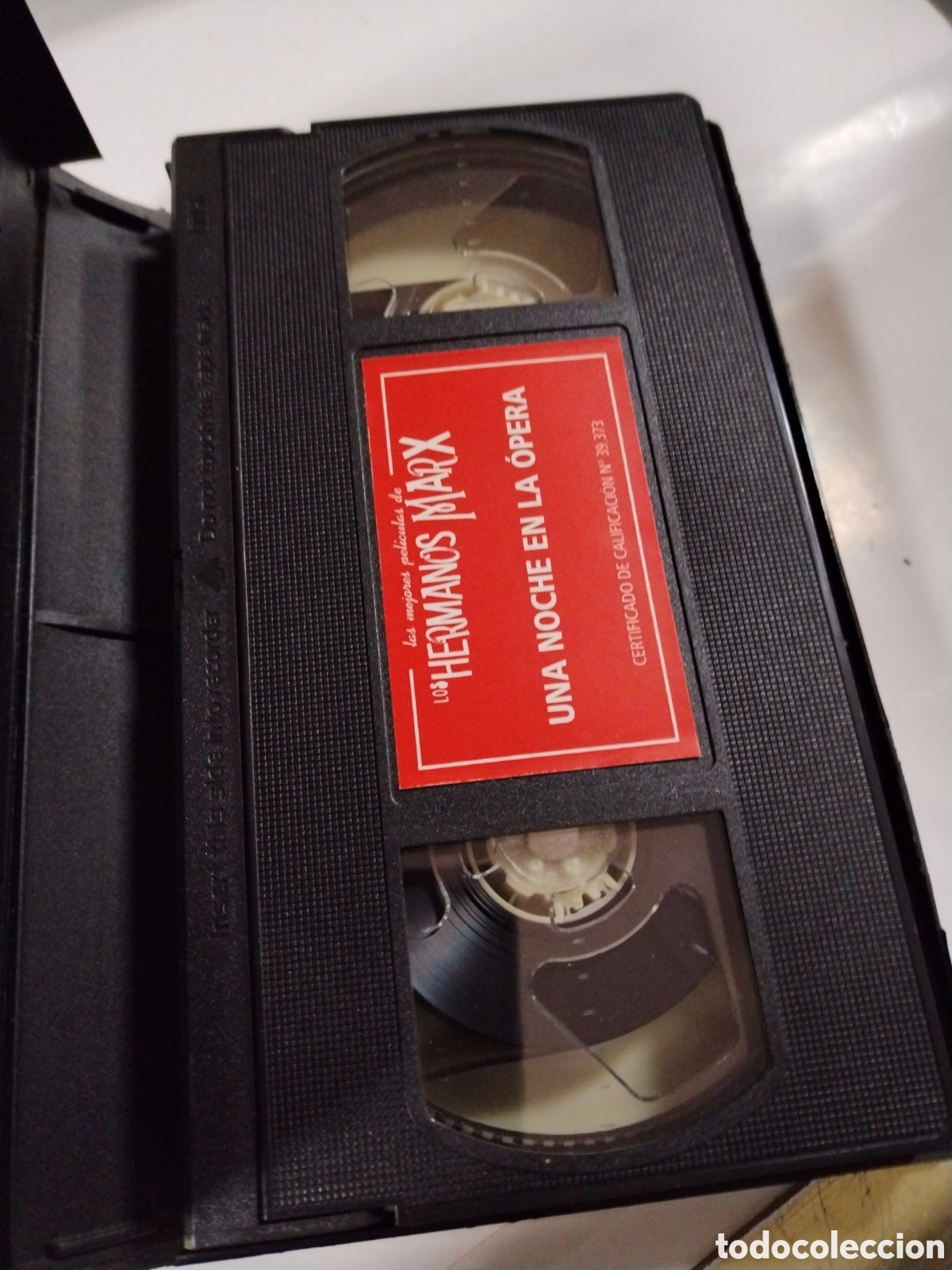 Cine: Una noche en la &oacute;pera. VHS - Foto 3