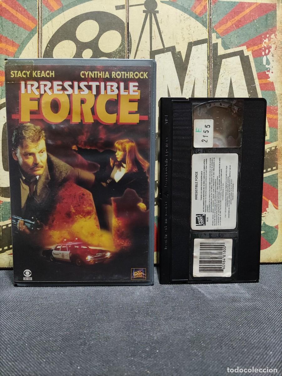 vhs cg 198 irresistible force - stacy keach, cy - Compra venta en  todocoleccion