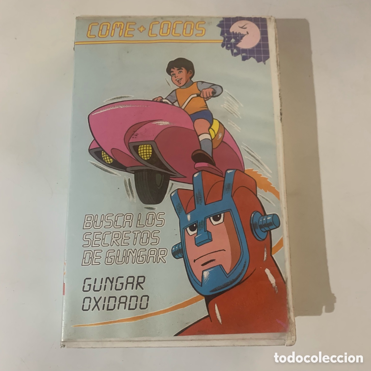 Cinema: antigua pelicula de videoclub vhs busca los secretos de gungar oxidado