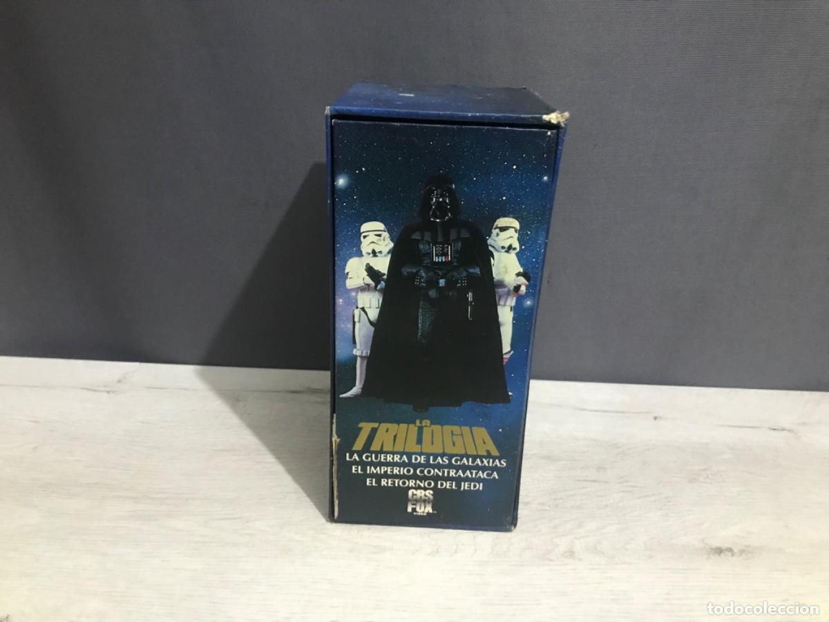 Cine: VHS con la trilog&iacute;a de Star wars