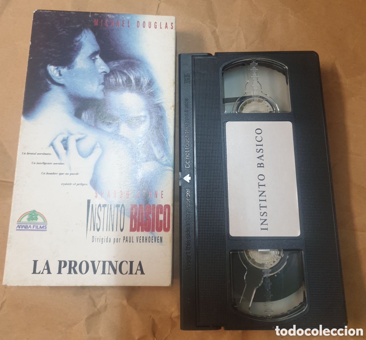 Cine: Instinto B&aacute;sico. VHS - Foto 2