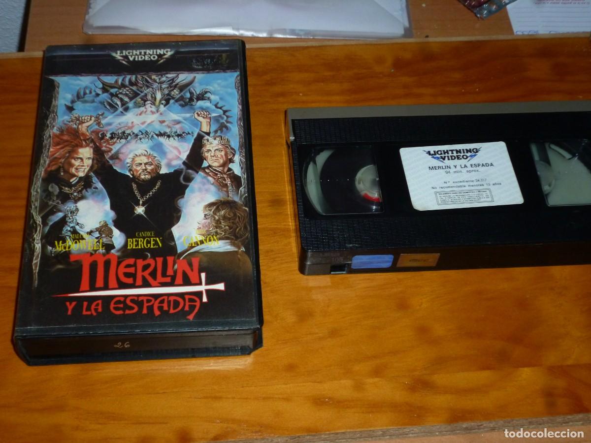 Cine: Merlin y la espada. pelicula vhs - Foto 1