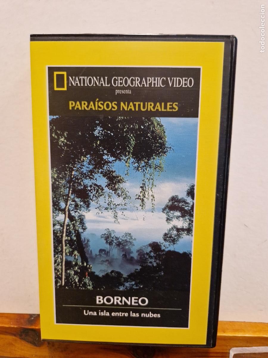 Kino: VHS. NATIONAL GEOGRAPHIC VIDEO. PARA&Iacute;SOS NATURALES. BORNEO. UNA ISLA ENTRE LAS NUBES.