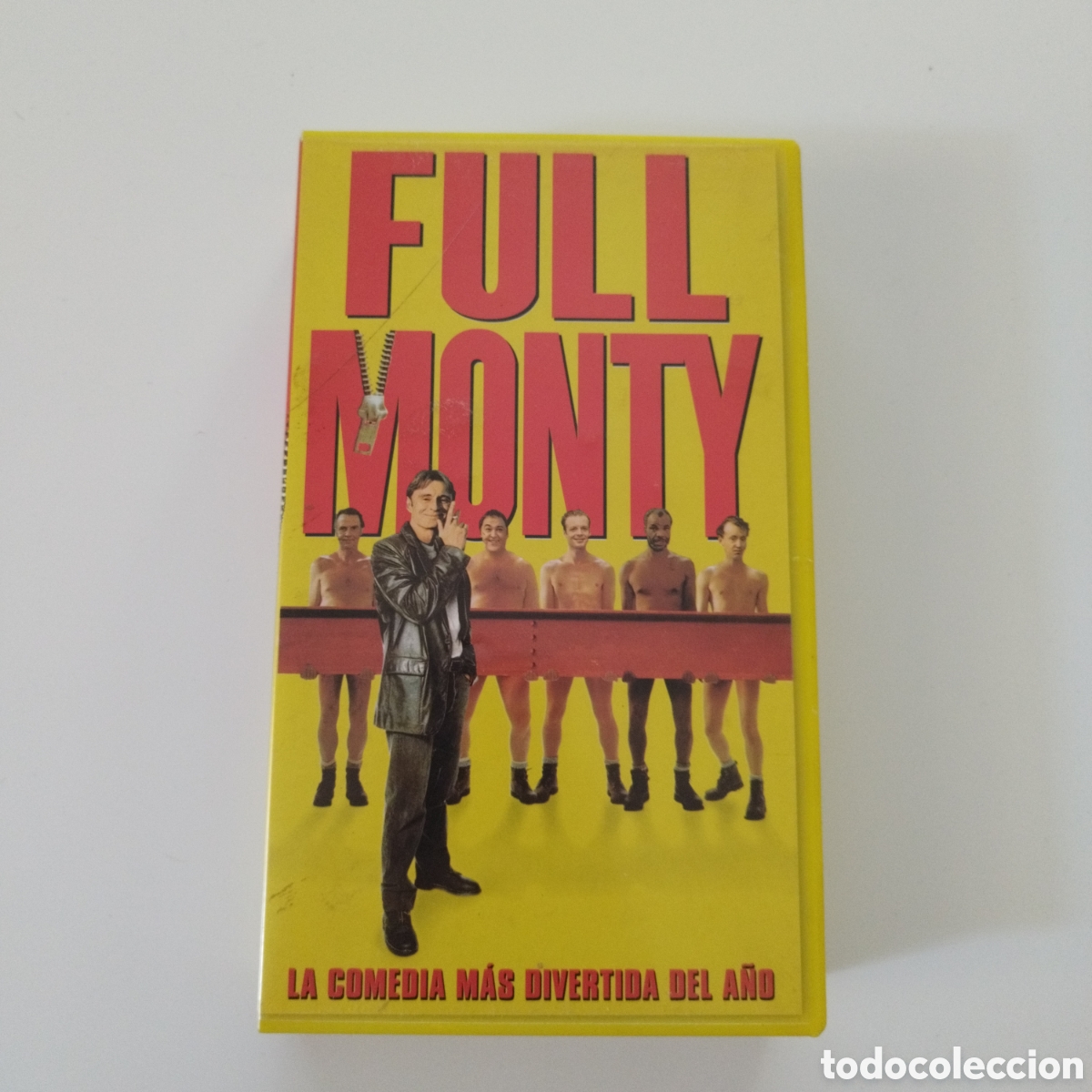 Cin&eacute;ma: VHS / FULL MONTY / LA COMEDIA M&Aacute;S DIVERTIDA DEL A&Ntilde;O