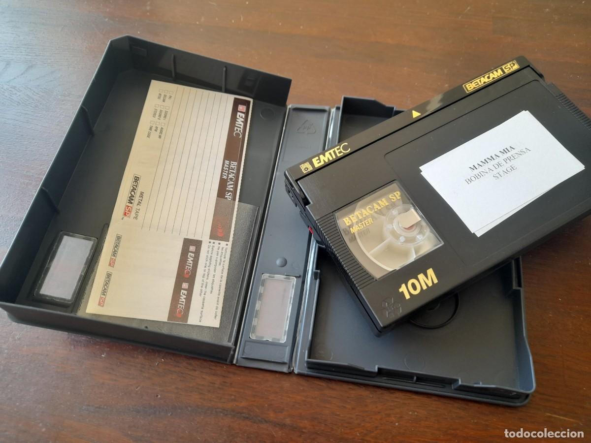 Cine: Una cinta de grabaci&oacute;n de video sistema Betacam SP, marca Emtec, teatro Mamma Mia Barcelona