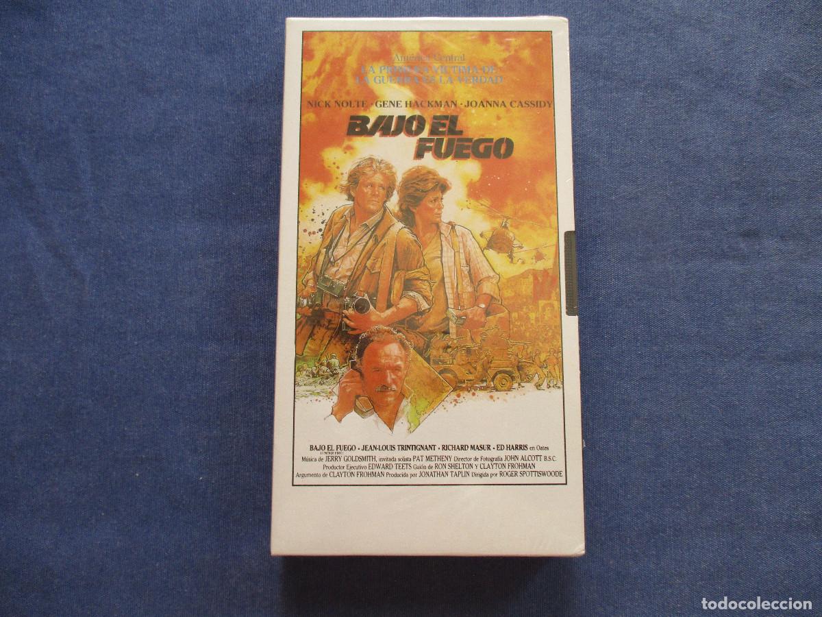 Cine: VHS - BAJO EL FUEGO &middot; CAJA FINA DE CART&Oacute;N - NUEVA Y PRECINTADA