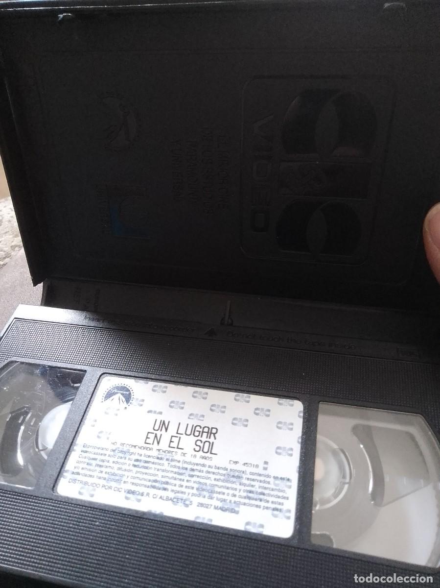 Cine: Un lugar en el sol vhs - Foto 4