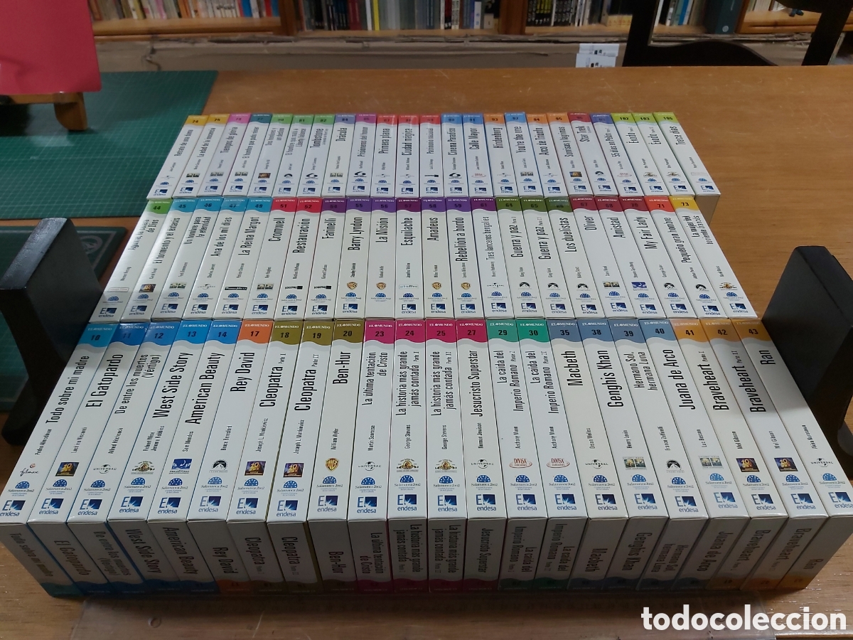 Cine: * LOTE PEL&Iacute;CULAS DE NUESTRA VIDA * 22 PELICULAS VHS EL MUNDO * VER FOTOS TITULOS PRECINTADAS *