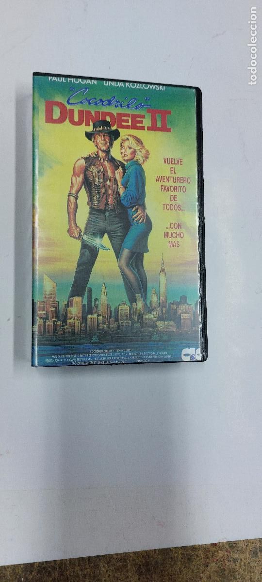 Cinema: Cocodrilo Dundee II / Hangar 18 VHS Grabadas de televisi&oacute;n