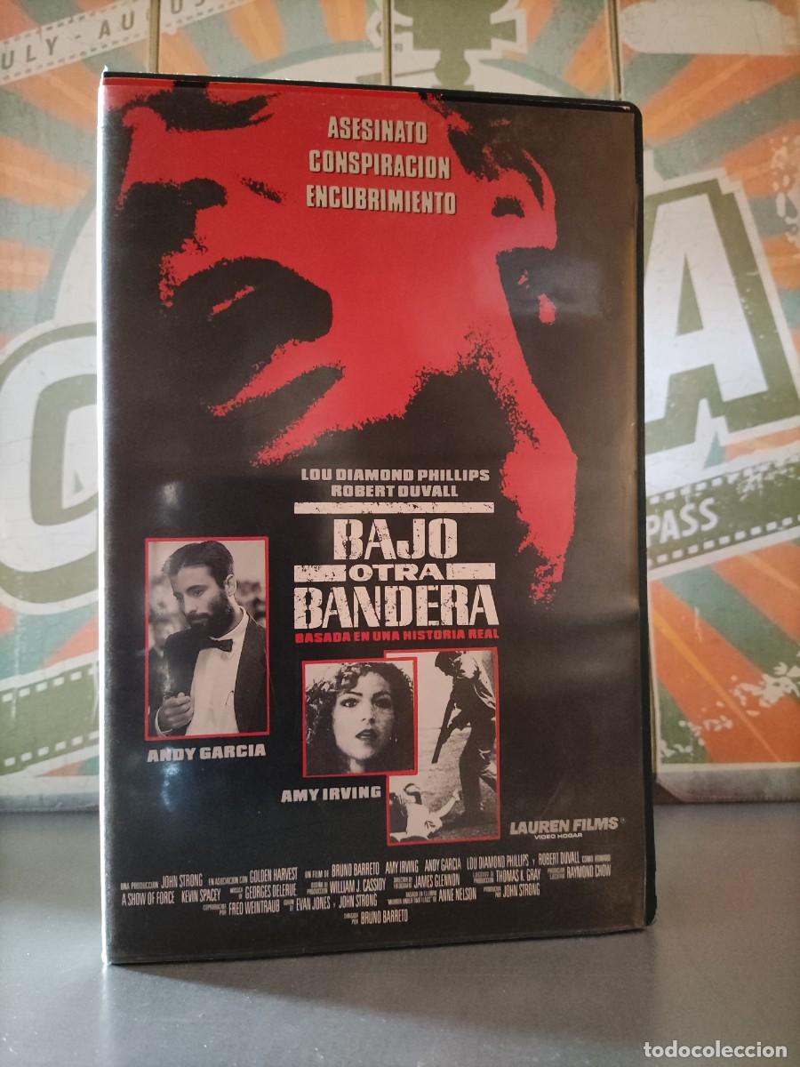 Kino: LF 34 VHS Promocional Feliz Navidad Lauren / Bajo otra bandera