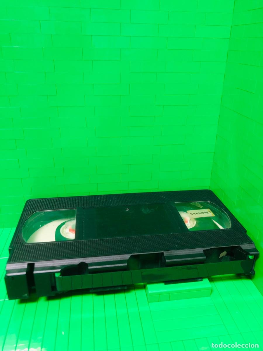 Cine: VHS EL MONSTRUO DEL ARMARIO - Foto 4