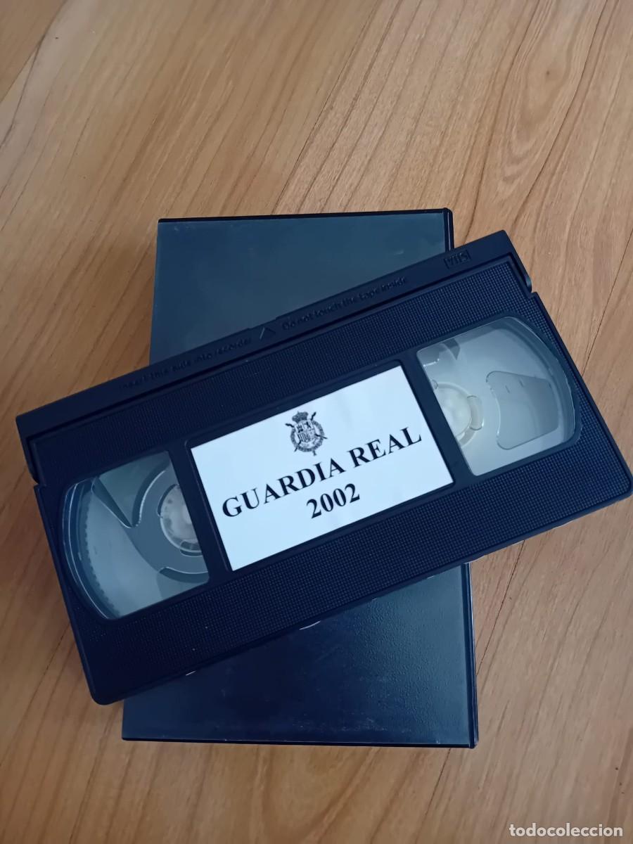 Cinema: VHS REPORTAJE GUARDIA REAL. 2002