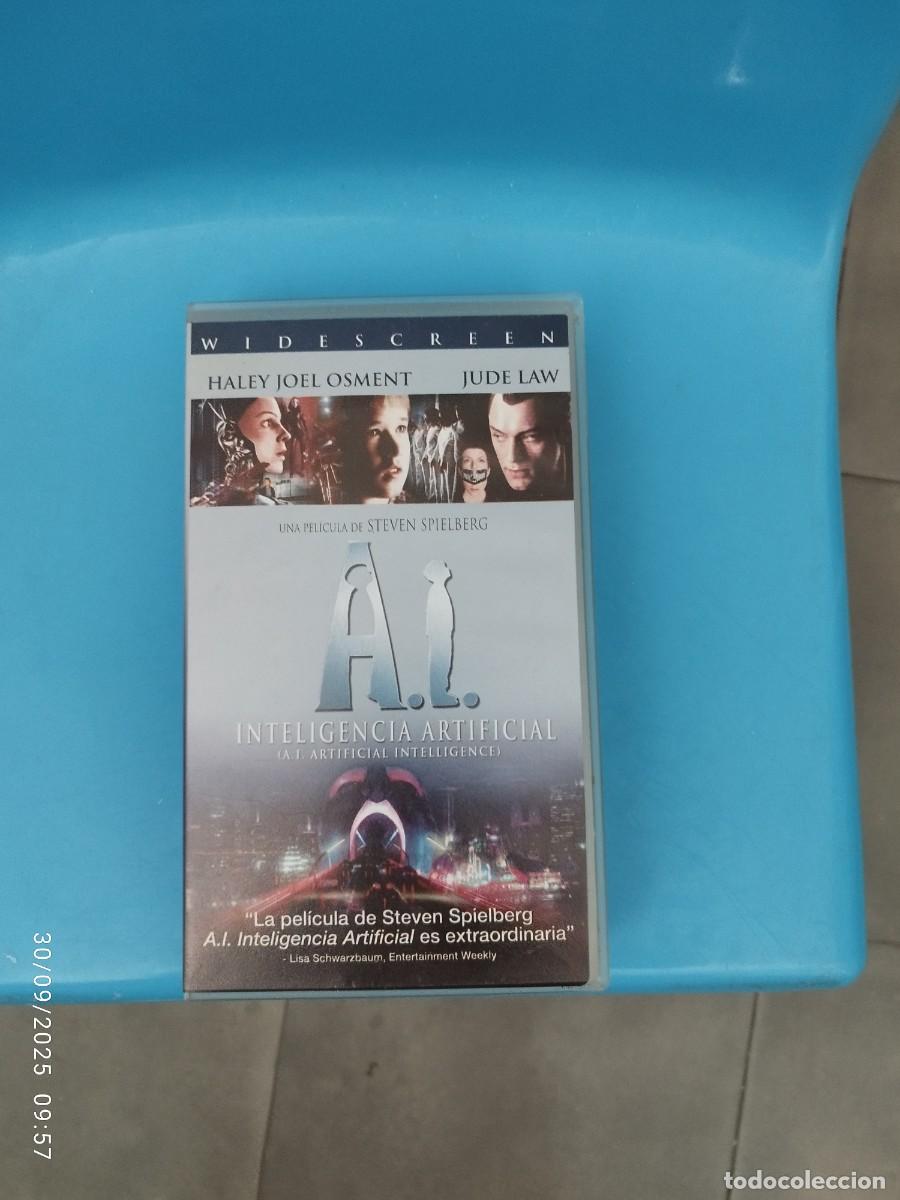 Cine: VHS Inteligencia Artificial (A.I.) - Foto 1