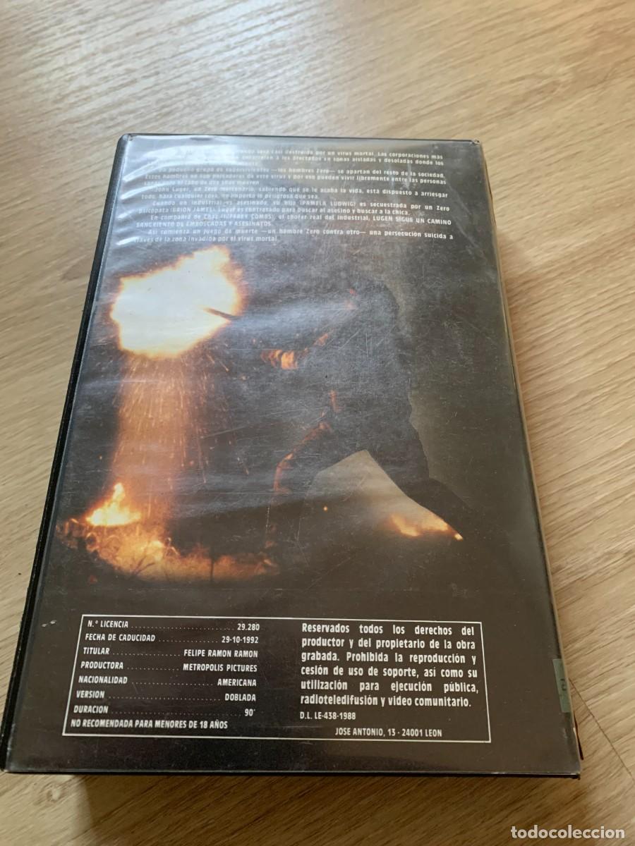 Cine: VHS. AL FINAL DEL PODER. ESTUCHE GRANDE. - Foto 3