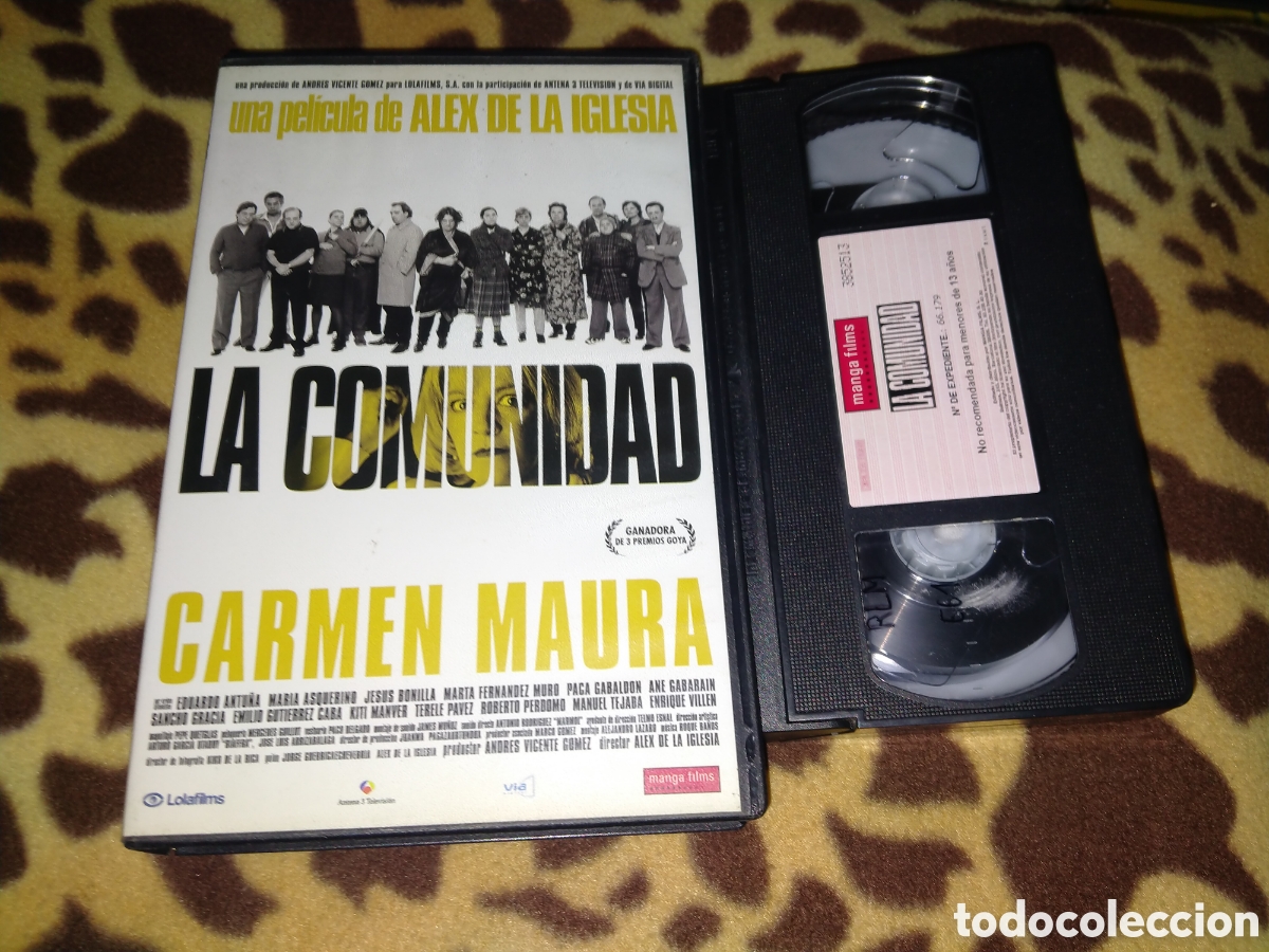Cinema: VHS- La comunidad- Caja grande
