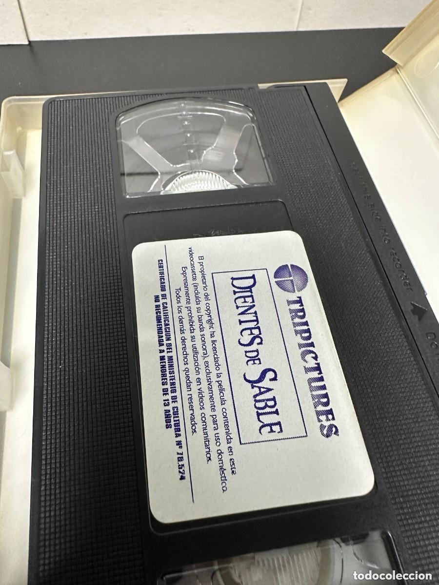 Cine: Dientes De Sable (VHS) - Foto 3